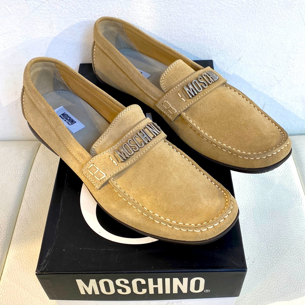 New Moschino men’s loafers tan suede on rubber sole. Made in Italy. Super cool!